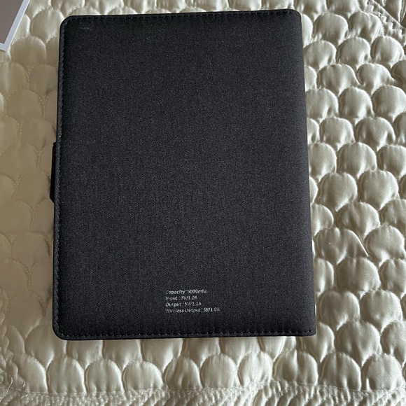 Arlington Wireless Charging Portfolio PP8110 - Picture 7 of 11